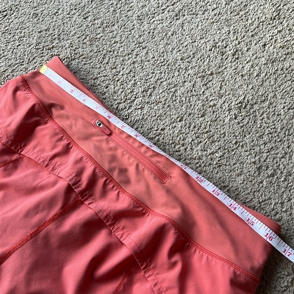 Lululemon Speed Up Short 2.5" Vermillion Pink - Picture 10 of 11